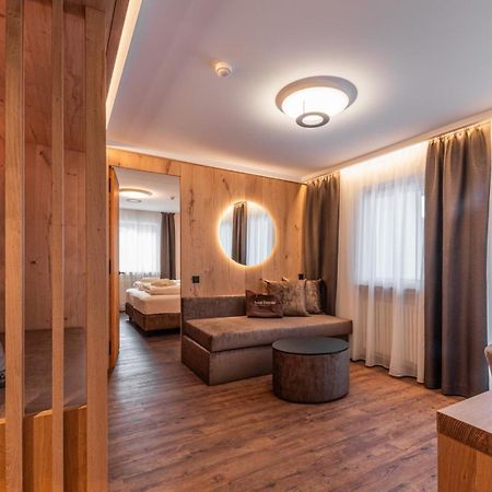 Hotel Interski Santa Cristina Val Gardena Esterno foto