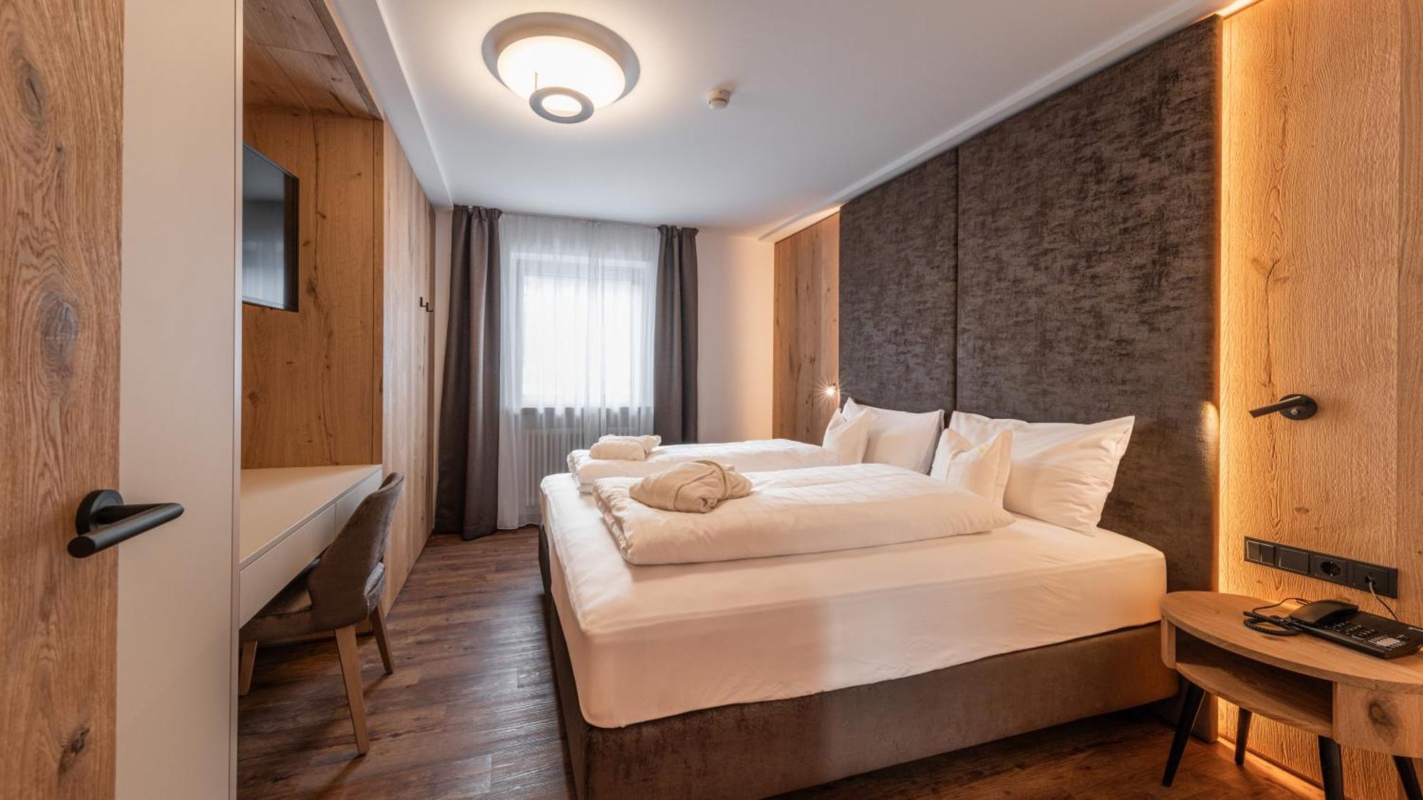 Hotel Interski Santa Cristina Val Gardena Esterno foto