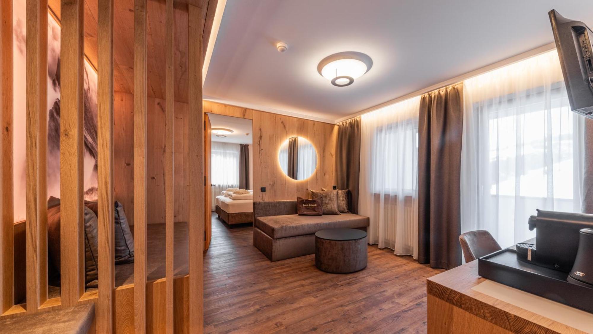 Hotel Interski Santa Cristina Val Gardena Esterno foto