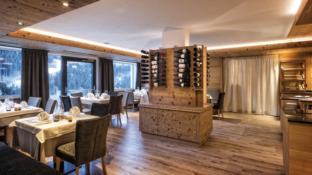 Hotel Interski Santa Cristina Val Gardena Esterno foto