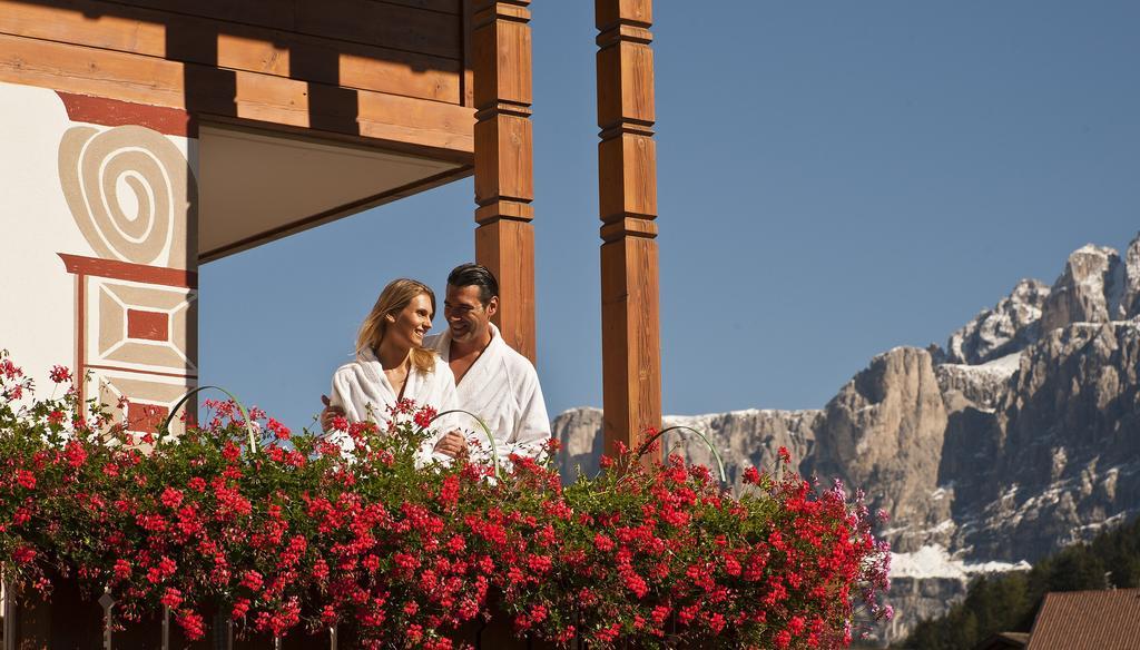 Hotel Interski Santa Cristina Val Gardena Esterno foto