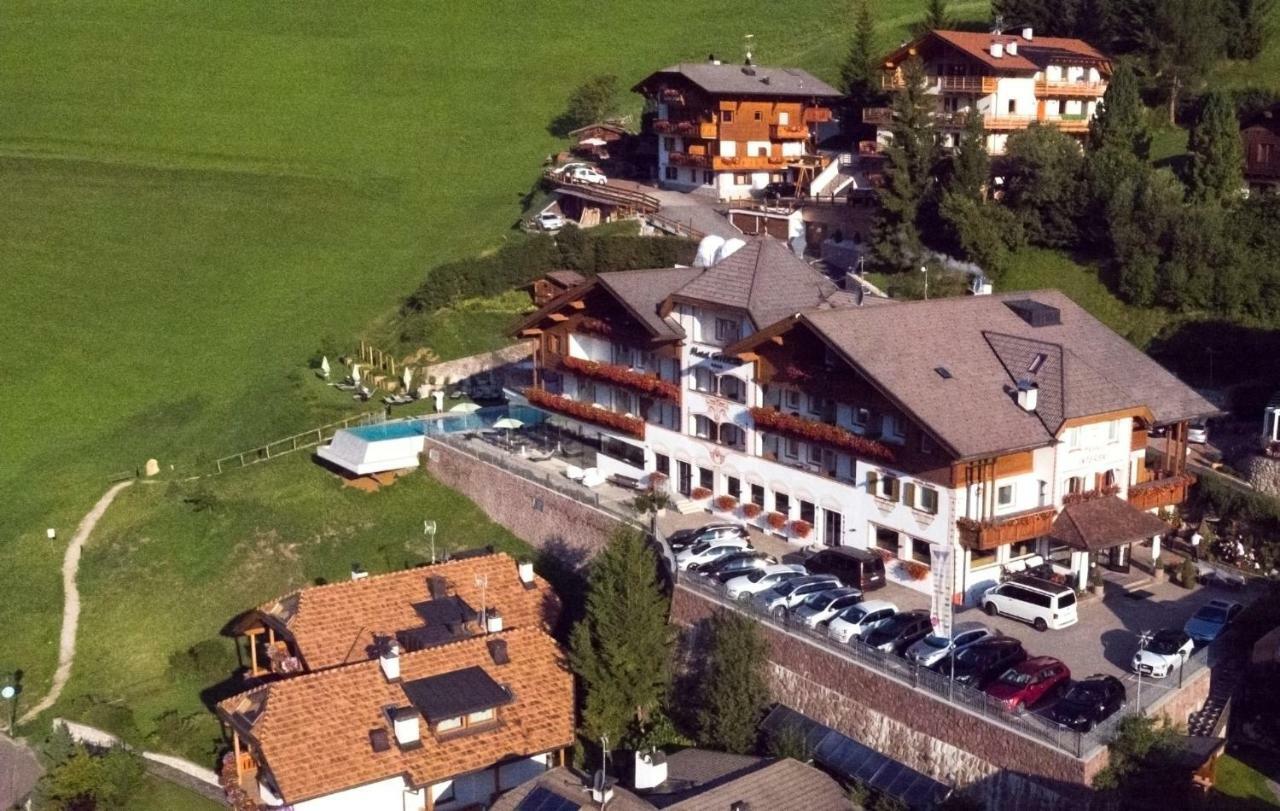 Hotel Interski Santa Cristina Val Gardena Esterno foto