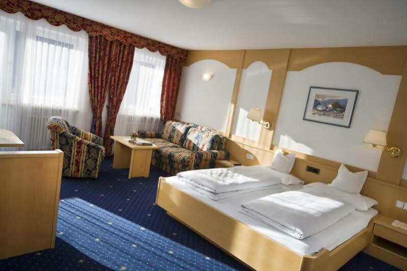 Hotel Interski Santa Cristina Val Gardena Esterno foto